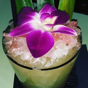 Meet your Posher, Ofelia